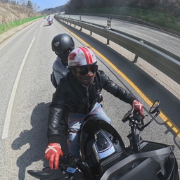 피드에 업로드 된 이미지