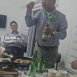 피드에 업로드 된 이미지