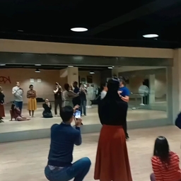 피드에 업로드 된 이미지