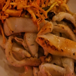 피드에 업로드 된 이미지