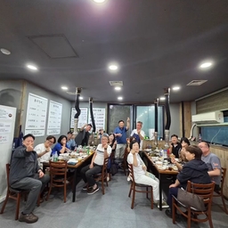 피드에 업로드 된 이미지