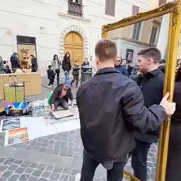 피드에 업로드 된 이미지