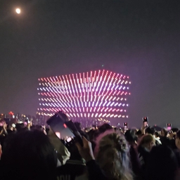 피드에 업로드 된 이미지