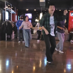 피드에 업로드 된 이미지