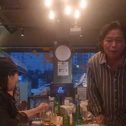 피드에 업로드 된 이미지